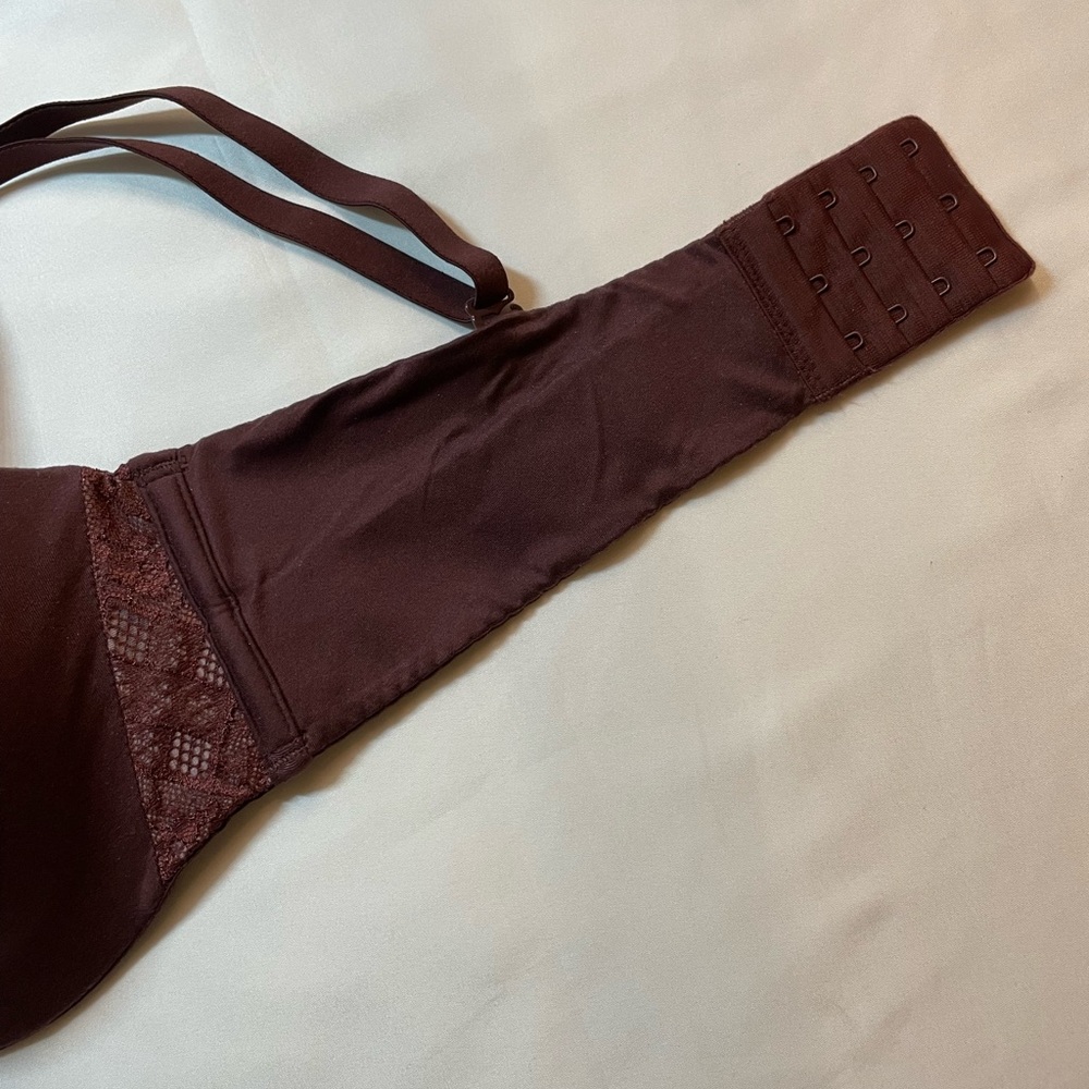 Victoria’s Secret 36D Body by Victoria Multi-Way Bra with lace accents - Picture 3 of 8